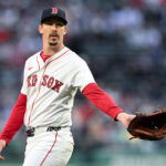 Um arremessador de US $ 21 milhões Red Sox listou como um potencial troca de chips em frente ao prazo