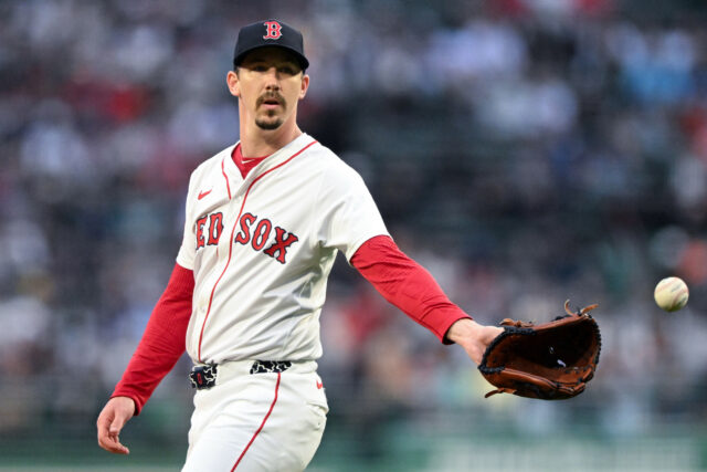 Um arremessador de US $ 21 milhões Red Sox listou como um potencial troca de chips em frente ao prazo

