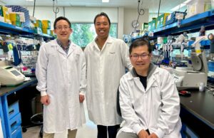 Um laboratório com a IA “cientistas” projetou um possível tratamento covid? Uma representação artística de trechos de uma conversa entre cientistas da IA que são contratados para criar anticorpos para variantes de Covid mais recentes. Na conversa, o cientista sênior da IA (pesquisador principal) especialista em IA (especialista e imunologista de aprendizado mecânico) pede para resolver um problema científico, enquanto um crítico científico da IA mostra restrições potenciais em sua abordagem. (CZ Biohub São Francisco)