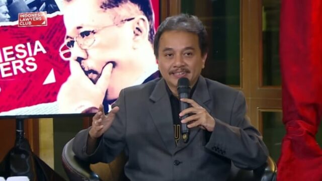 Uma das letras da Indonésia Raya, o incidente Rita Batar Batar fez com que os usuários da Internet se lembrassem de Roy Suryo

