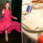 Uma luta sentada começa durante o Bastille Day Bash Socilite, o cantor Ramon nos atinge