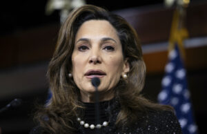 Uma madeira pode ser totalmente mago e ainda pressionar pela reforma da imigração? Uma madeira pode ser totalmente mago e ainda pressionar pela reforma da imigração?