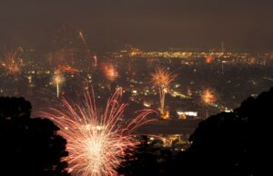 Uma tradição americana: os policiais de East Bay estão escondidos para fogos de artifício todo verão Uma tradição americana: os policiais de East Bay estão escondidos para fogos de artifício todo verão