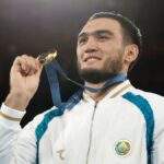 Uzbek Boxer Mulodjonov, campeão das Olimpíadas em Paris, temporariamente parou para uma substância proibida