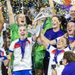 Vitória final do euro feminino: Leoisses Clinch "Melhor desempenho na história do futebol inglês" quando o levam para casa novamente após triunfar sobre a Espanha