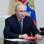 Vlad respondeu à sala, Sr. Presidente: devemos reforçar a Ucrânia novamente