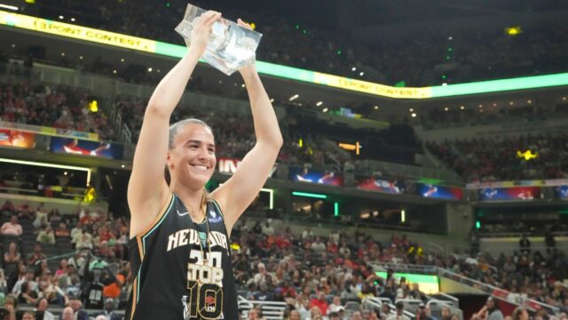 WNBA All-Star graus: Liberty's Ionescu, Cloud Sweep 3 pontos, Coroas de desafio de habilidades

