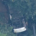Um garoto de 10 anos morreu e seis filhos e três adultos ficam no hospital depois que o veículo deixou a A396 em Cutcombe Hill, perto de Minehead e caiu de 20 pés na quinta-feira à tarde