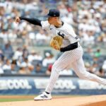 Will Warren arremessou durante o jogo Yankees-Cubs em 13 de julho de 2025.