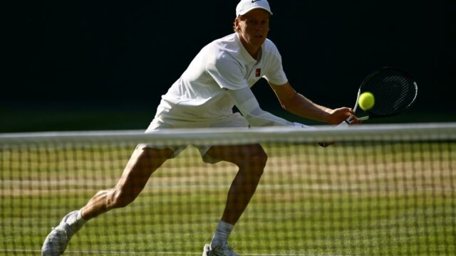 Wimbledon 2025: Jannik Sinner derrota Novak Djokovic para criar uma revanche de Alcara na final

