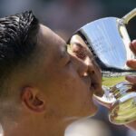 Wimbledon 2025: Oda vence o atual campeão Hewett, Clins 2nd Singles Singles Singles Título em SW19