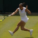 Wimbledon 2025: Quem é Elisabeth Cocciaretto, a jogadora Jessica Pegula perdeu para a 1ª rodada?