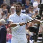Novak Djokovic, da Sérvia, reage a Daniel Evans, da Inglaterra, durante a segunda rodada de partidas únicas masculinas no Wimbledon Tennis Championships, em Londres, na quinta -feira, 3 de julho de 2025.