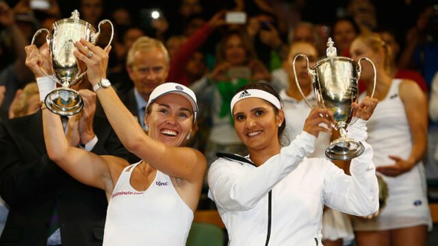 Wimbledon, neste dia: Sania Mirza e Martina Hingis levam o título

