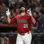 Yankees girava em Eugenio Land Suárezac, Zac Wallen em 5-Blockbuser 5-Jacat