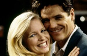 Young e o críquete e o Danny inquietos estão se comprometendo de novo Yatr-Decket e Danny-Inline-Tcdyoan_ec137