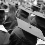 1 milhão de acadêmicos estão desempregados até que muitos se arrependeram da universidade, aqui estão 10 motivos