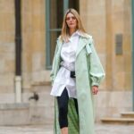 17 tops versáteis que combinam perfeitamente com leggings (e ocultam inchaço)