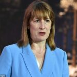 Rachel Reeves está de olho em um 'imposto de mansão' sobre os proprietários de propriedades de alto valor enquanto ela se esforça para preencher um buraco de £ 50 bilhões nas finanças públicas, emergiu