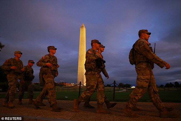 Como Cerca de 1.700 membros da Guarda Nacional serão ativados para 19 estados para ajudar o ICE e o Departamento de Segurança Interna