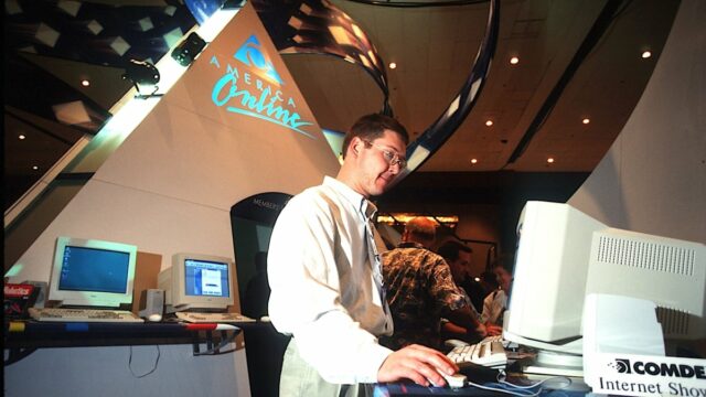 4 Funções da AOL dos anos 90 que são grandes em 2025

