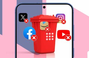 8 aplicativos que removi para finalmente me livrar do meu telefone Um telefone com a página do Instagram para o Instagram em uma mesa de madeira ao lado de uma xícara de chá