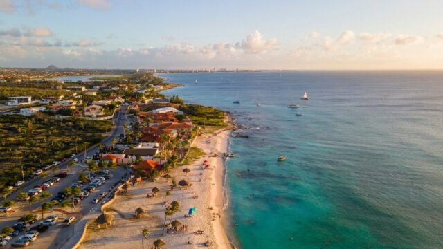 A 'Island Hot List' da Expedia 'Island' da Aruba Tops como destino de viagem da ilha mais popular para 2025

