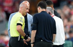 A Premier League 2025-26: Por que o jogo parou durante o Liverpool contra o Bournemouth? A Premier League 2025-26: Por que o jogo parou durante o Liverpool contra o Bournemouth?