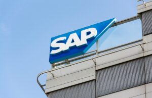 A SAP adquire Smartrecruiters SAP logo on building in Prague