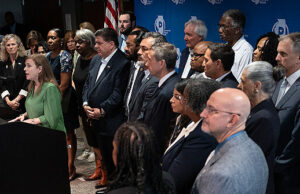 A Suprema Corte do Texas é estabelecida por um curto cronograma “acelerado” para o processo do governador para remover casas de nascimento democratas A Suprema Corte do Texas é estabelecida por um curto cronograma "acelerado" para o processo do governador para remover casas de nascimento democratas