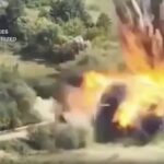 Os militares ucranianos disseram que as duas pontes perto da fronteira com a região de Kharkiv, da Ucrânia estavam sendo usadas pelos militares russos para reabastecer suas tropas.