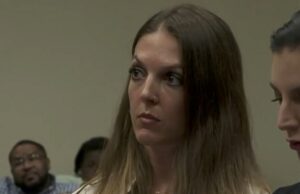 A ‘enfermeira excitada’ que foi pega pelo marido estuprando seu filho de 15 anos, faz uma pechincha que verá uma prisão muito leve. No tribunal na quinta -feira, von Yates, visto aqui, aceitou um acordo judicial no caso que a fará cumprir uma frase menor