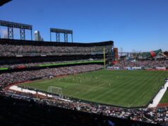 A equipe do SF Giants Giants transforma o Oracle Park para hospedar o Bay FC em uma partida recorde A equipe do SF Giants Giants transforma o Oracle Park para hospedar o Bay FC em uma partida recorde