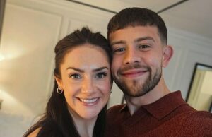 A estrela de Emmerdale, Isabel Hodgins, está grávida! A atriz anuncia que espera que seu primeiro filho com o marido Adam Whitehead apenas alguns meses depois de amarrar o nó nos casamentos de Saga Emmerdale -star Isabel Hodgins, 31 anos, anunciou que ela e Adam Whitehead espera seu primeiro filho, apenas três meses depois de fazer o nó