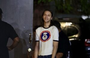 A estrela de quarta -feira, Percy Hynes White, tem um novo emprego muito comum depois que as acusações de ataques sexuais o deixaram cancelado A estrela de quarta -feira Axed, Percy Hynes White