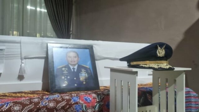 A figura de Marsma Tni Fajar Adriyanto aos olhos de colegas e subordinados

