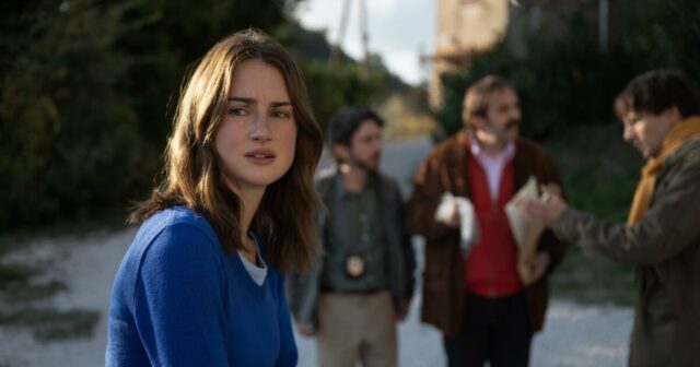 A história distorcida de Amanda Knox dramatiza os eventos em torno de um caso que se tornou uma sensação de mídia



