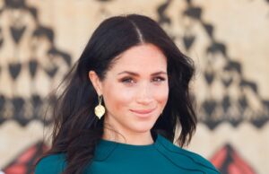 A marca Meghan Markle Loves tem um creme de vitamina C que suaviza rugas por US $ 20 A marca Meghan Markle Loves tem um creme de vitamina C que suaviza rugas por US $ 20