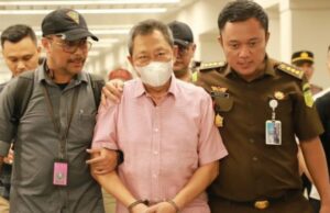 A mentira de Hendry permanece condenada a 14 anos de prisão no caso de corrupção de lata A mentira de Hendry permanece condenada a 14 anos de prisão no caso de corrupção de lata