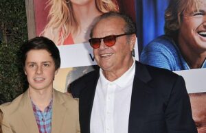 A neta de Jack Nicholson, Sean, foi presa por um crime de crime O mais velho de Jack Nicholson de seus netos - Sean Norfleet - teria sido preso por crime na casa em Los Angeles na terça -feira; Visto em 2010