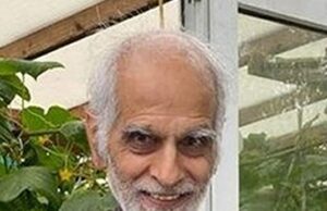 A raiva da filha de que o tribunal de apelação regula o adolescente que matou os caminhantes de cães Padre Bhim Kohli não aumentará sua sentença depois que ela se referiu a ser “desnecessariamente mais fácil” O assassino adolescente do aposentado Bhim Kohli não receberá sua sentença pelo assassinato - ou aumentou - o tribunal apelado decidiu