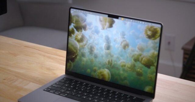 A revisão do MacBook Pro da Apple com OLED não pode ser lançada até 2027: Relacionamento

