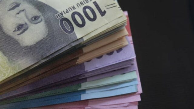 A rupia é letárgica depois que o BI anunciou a diminuição das reservas de moeda indonésia no final de julho de 2025

