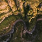 Imagem do arquivo: Cheddar Gorge no pôr do sol. Um estudo do fabricante de automóveis Isuzu UK constatou que 30 % dos motoristas classificaram a unidade de 30 quilômetros ao longo do A591 no distrito de Lake como o mais cênico do país