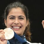 ASSISTA: O medalhista olímpico duplo Manu Bhacker interpreta uma melodia nacional de hinos do violino da independência do Dia de 2025.