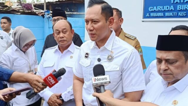 Ahy recebeu uma tarefa especial da Pabowo, complete o projeto de trem rápido yakarta-surabaya

