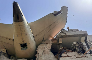 Air indiano em um canto de ângulo, a DGCA foi conduzida 146 AIR AIR LAND Air indiano em um canto de ângulo, a DGCA foi conduzida 146 AIR AIR LAND