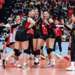 Alleiah Malaluan e os rebatedores de alta velocidade do PLDT durante um jogo de convite de PVL contra Chery Tiggo Crossovers.