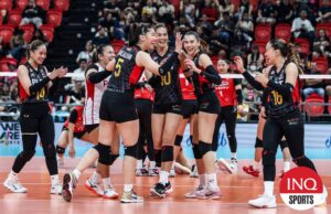 Alleiah Malaluan estréia com PLDT, vencendo Chery Tiggo Alleiah Malaluan e os rebatedores de alta velocidade do PLDT durante um jogo de convite de PVL contra Chery Tiggo Crossovers.