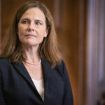 Amy Coney Barrett oferece alguns conselhos aos juízes